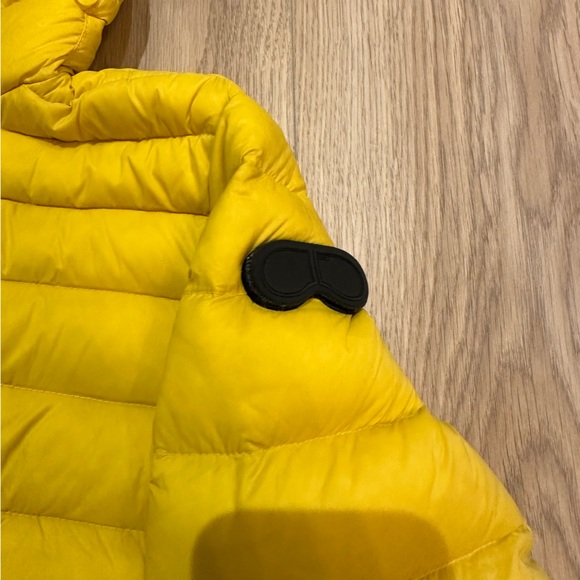 AI Riders on the Storm Boys Nylon Down Jacket with Goggles Size 10 Yellow 498$ - Picture 2 of 11
